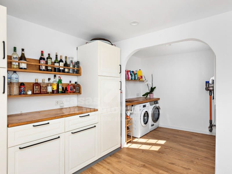 5 soveværelse Byhus til salg i Mahon / Mao med garage - € 852.000 (Ref: 10171209)