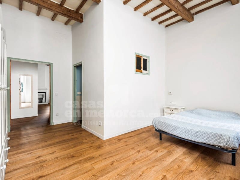 5 soveværelse Byhus til salg i Mahon / Mao med garage - € 852.000 (Ref: 10171209)