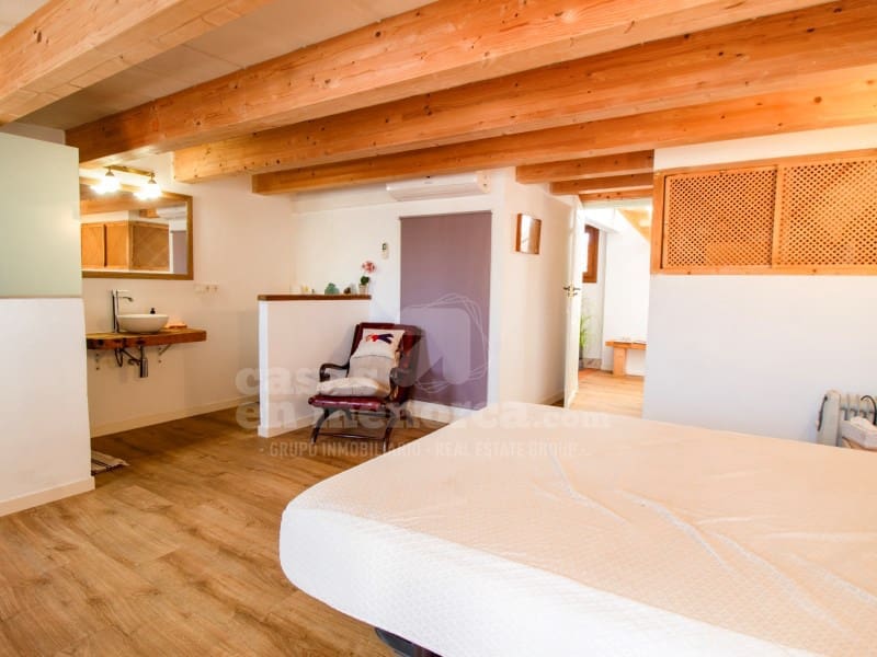 5 soveværelse Byhus til salg i Mahon / Mao med garage - € 852.000 (Ref: 10171209)