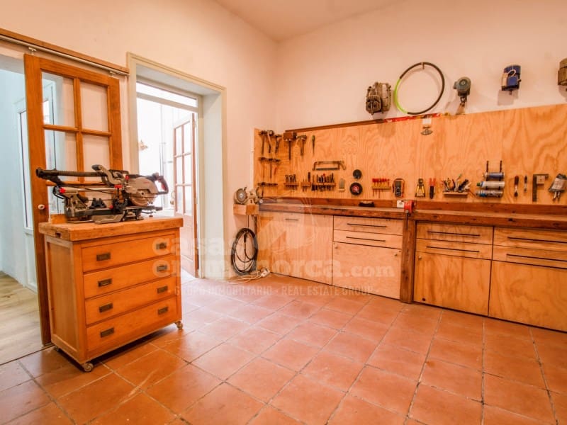5 soveværelse Byhus til salg i Mahon / Mao med garage - € 852.000 (Ref: 10171209)