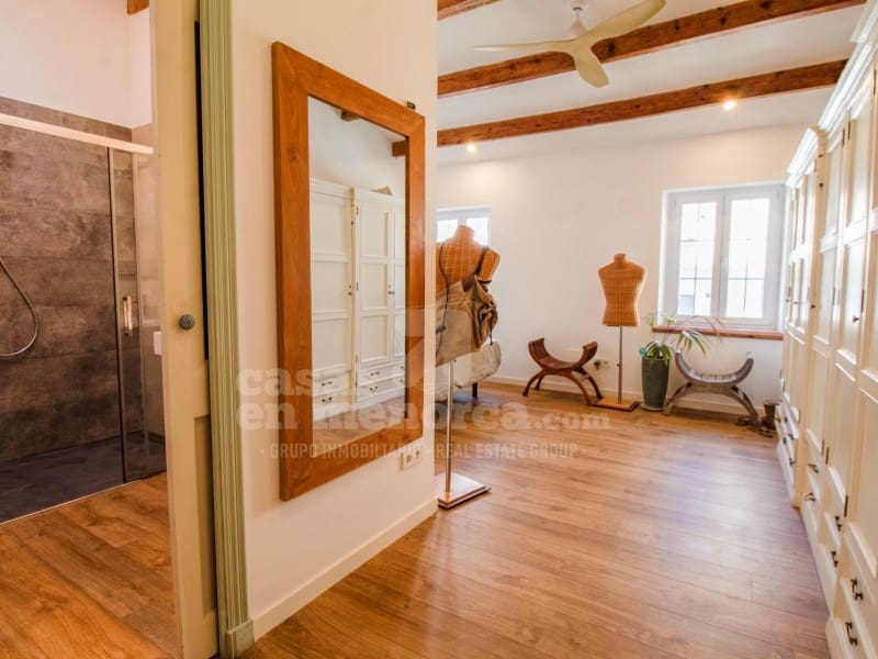 5 soveværelse Byhus til salg i Mahon / Mao med garage - € 852.000 (Ref: 10171209)
