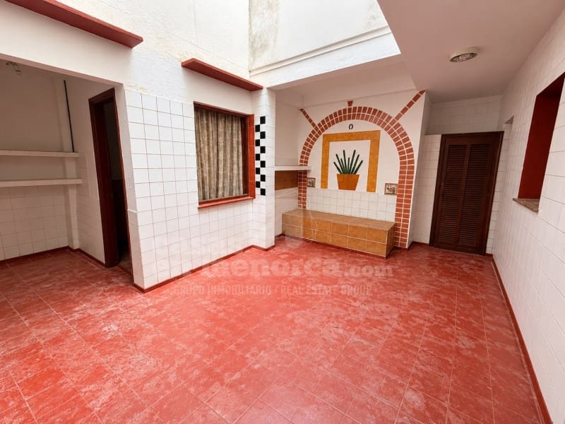 3 bedroom Townhouse for sale in Ciutadella de Menorca - € 350,000 (Ref: 10182891)