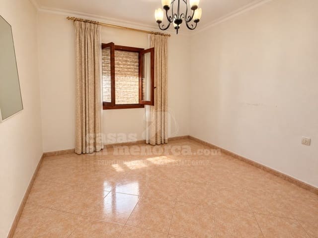 3 bedroom Townhouse for sale in Ciutadella, Ciutadella de Menorca - € 350,000 (Ref: 10182891)