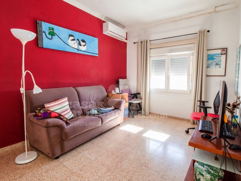 4 makuuhuone Omakotitalo myytävänä paikassa San Clemente / Sant Climent mukana 
autotalli - 495 000 € (Ref: 10186765)