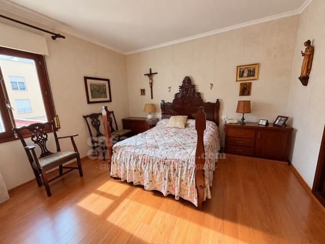 Piso de 3 habitaciones en Ciutadella, Ciutadella de Menorca en venta - 340.000 € (Ref: 10186766)