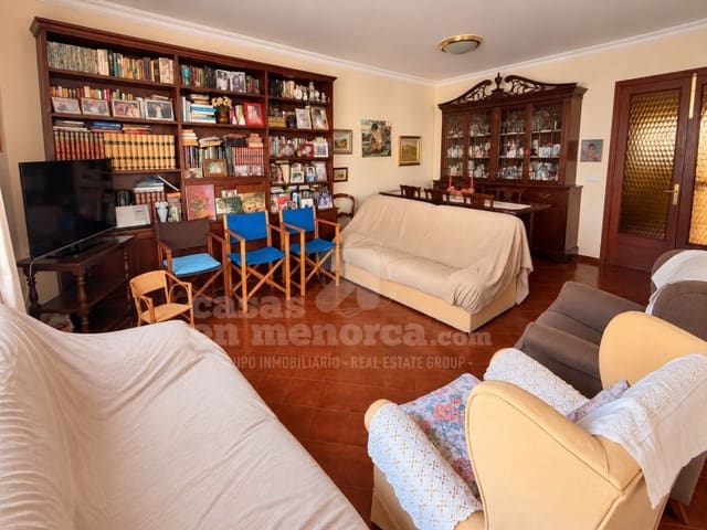 Piso de 3 habitaciones en Ciutadella, Ciutadella de Menorca en venta - 340.000 € (Ref: 10186766)
