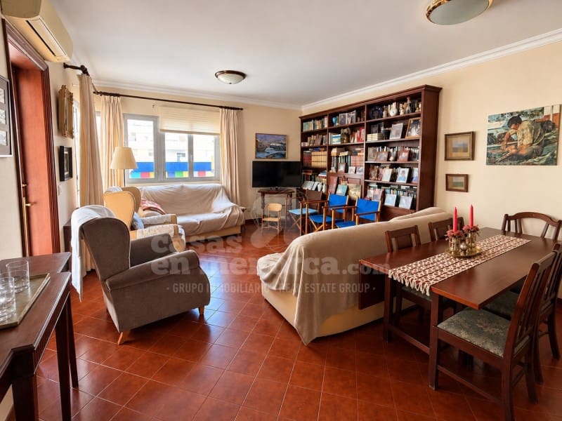 Piso de 3 habitaciones en Ciutadella de Menorca en venta - 340.000 € (Ref: 10186766)