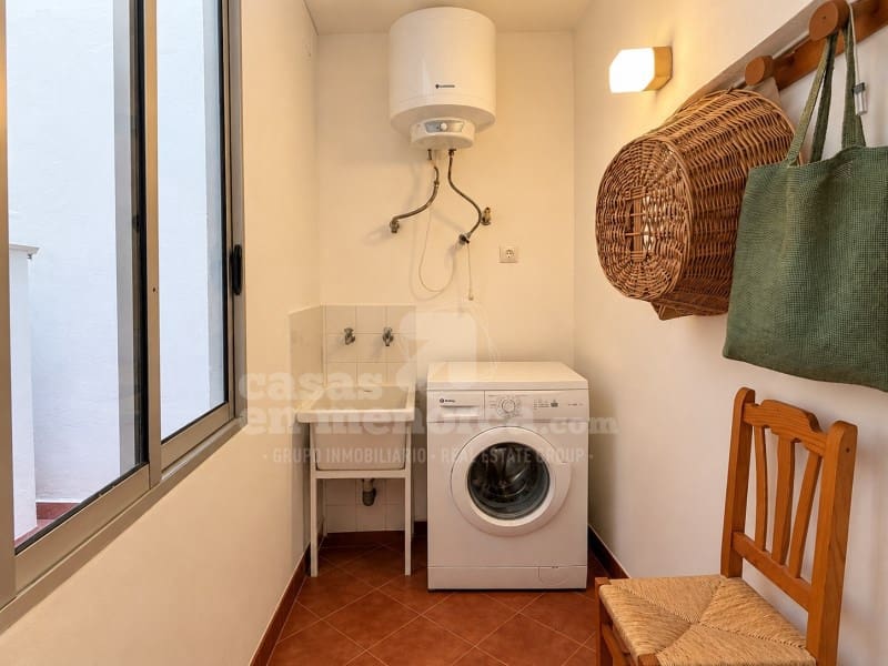 Piso de 3 habitaciones en Ciutadella de Menorca en venta - 340.000 € (Ref: 10186766)