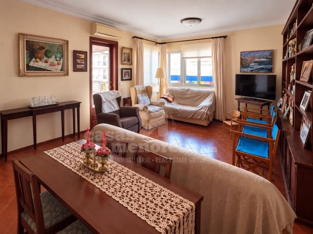 Piso de 3 habitaciones en Ciutadella, Ciutadella de Menorca en venta - 340.000 € (Ref: 10186766)