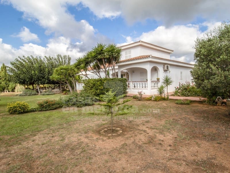 5 soverom Finca/Herregård til salgs i La Argentina med garasje - € 990 000 (Ref: 7962237)