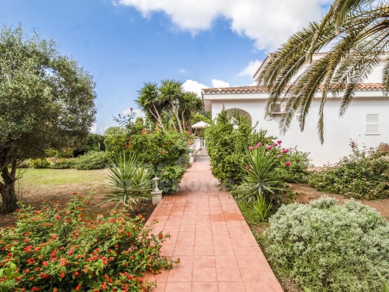 5 soverom Finca/Herregård til salgs i La Argentina med garasje - € 990 000 (Ref: 7962237)