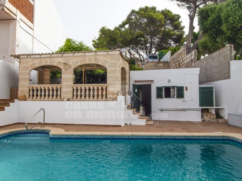 1 bedroom Villa for sale in Cala Blanca with pool - € 420,000 (Ref: 7962301)