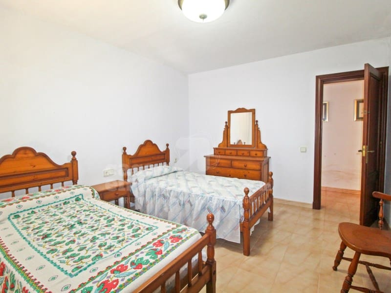 7 soveværelse Finca/Landehus til salg i Cala Galdana med swimmingpool - € 800.000 (Ref: 7962314)