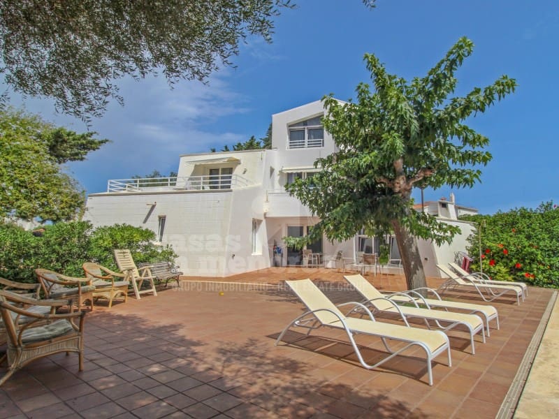 8 quarto Moradia para venda em Es Castell com piscina - 1 275 000 € (Ref: 7962319)