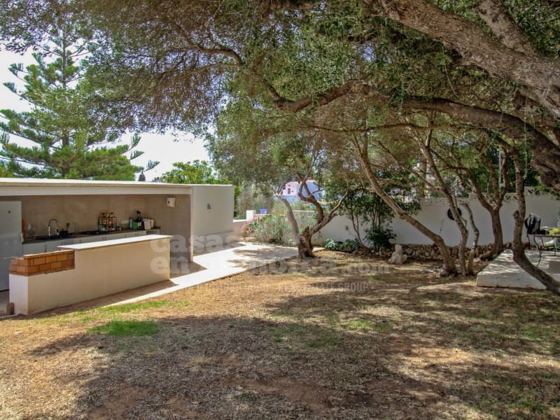 8 quarto Moradia para venda em Es Castell com piscina - 1 275 000 € (Ref: 7962319)