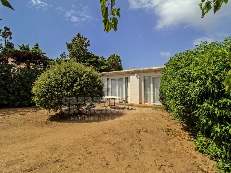 8 quarto Moradia para venda em Es Castell com piscina - 1 275 000 € (Ref: 7962319)