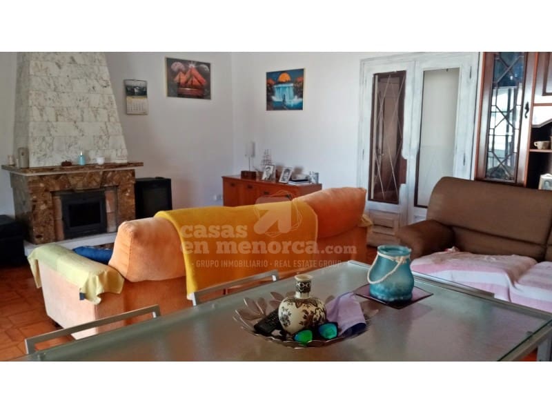 4 soveværelse Villa til salg i Mahon / Mao med swimmingpool garage - € 870.000 (Ref: 7962359)