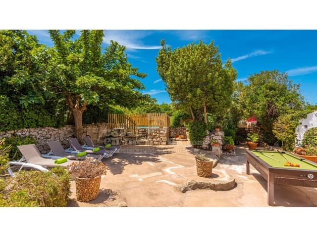 5 chambre Finca/Maison de Campagne à vendre à Trebaluger, Es Castell avec piscine - 995 000 € (Ref: 7962365)