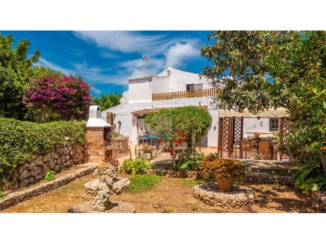 5 chambre Finca/Maison de Campagne à vendre à Trebaluger, Es Castell avec piscine - 995 000 € (Ref: 7962365)