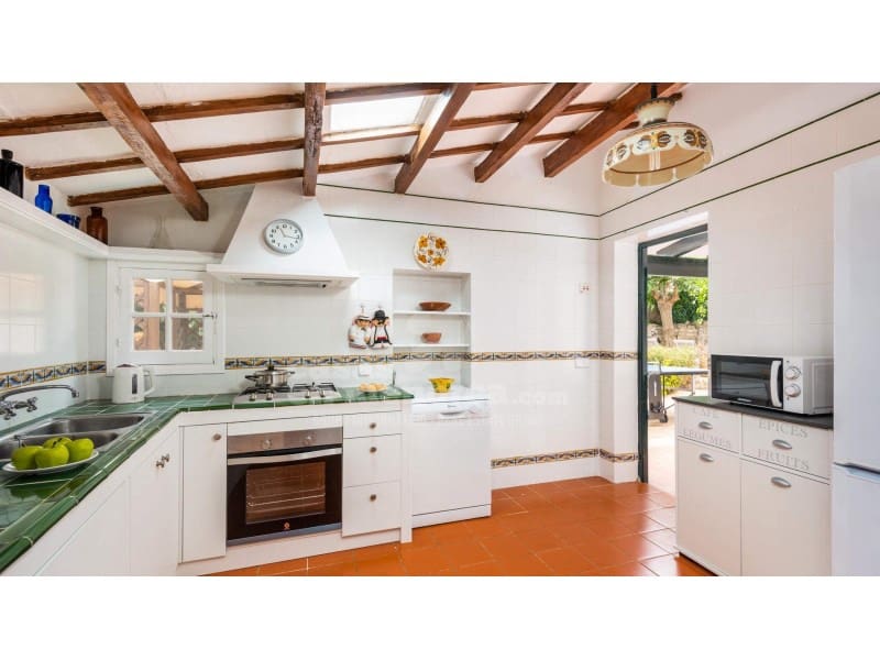 5 soverom Finca/Herregård til salgs i Trebaluger med svømmebasseng - € 995 000 (Ref: 7962365)