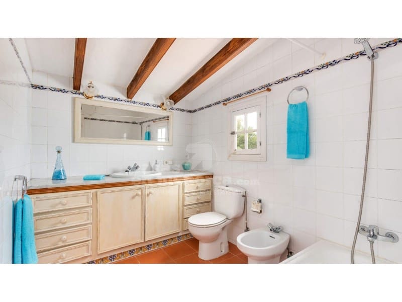 5 soverom Finca/Herregård til salgs i Trebaluger med svømmebasseng - € 995 000 (Ref: 7962365)