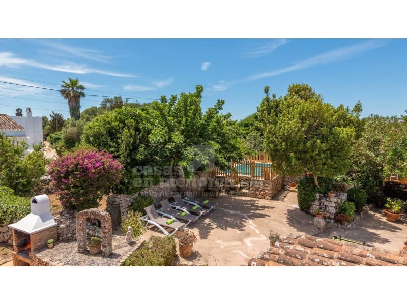 5 soverom Finca/Herregård til salgs i Trebaluger med svømmebasseng - € 995 000 (Ref: 7962365)