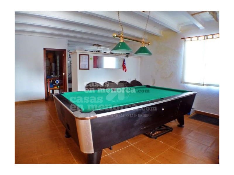 3 soveværelse Villa til salg i Trebaluger med swimmingpool garage - € 850.000 (Ref: 7962403)