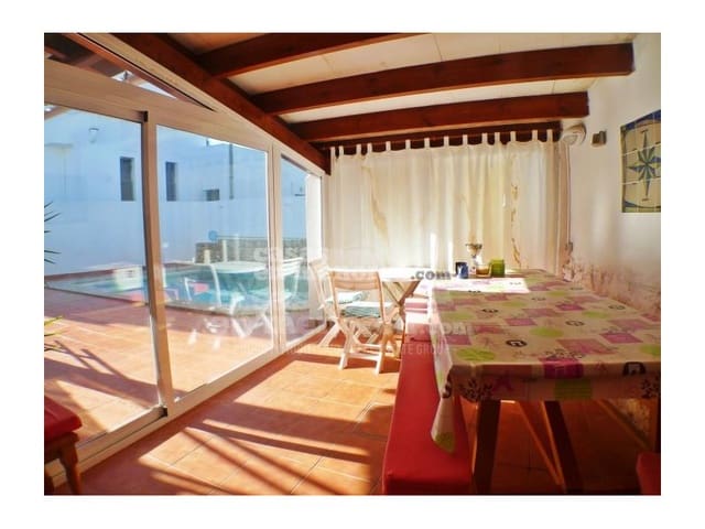 3 chambre Villa/Maison à vendre à Trebaluger, Es Castell avec piscine garage - 850 000 € (Ref: 7962403)