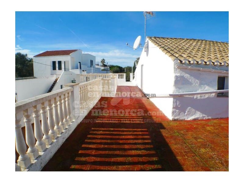 3 soveværelse Villa til salg i Trebaluger med swimmingpool garage - € 850.000 (Ref: 7962403)