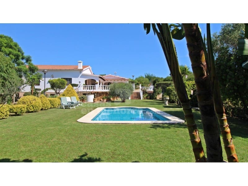 3 soveværelse Finca/Landehus til salg i La Argentina med swimmingpool garage - € 990.000 (Ref: 7962409)