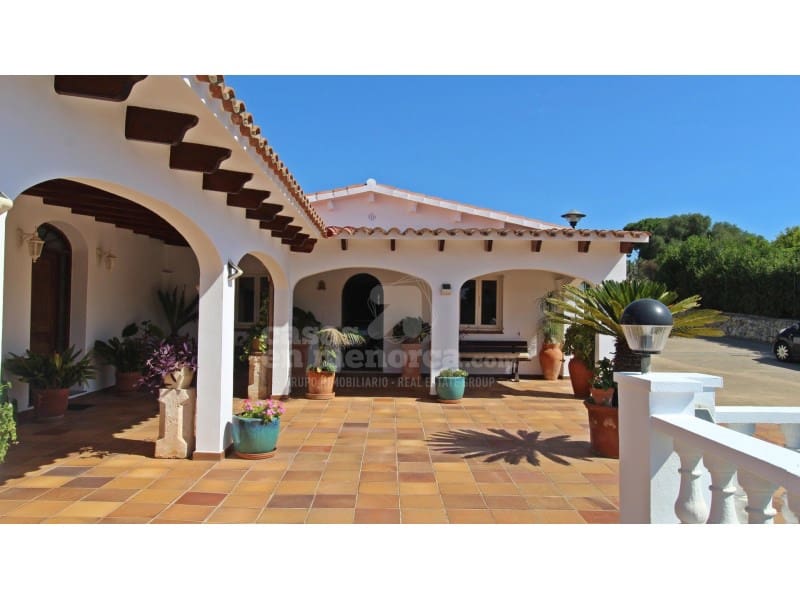 3 soveværelse Finca/Landehus til salg i La Argentina med swimmingpool garage - € 990.000 (Ref: 7962409)