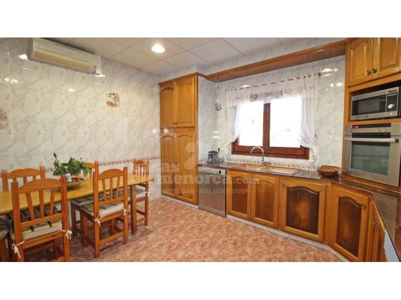 3 soveværelse Finca/Landehus til salg i La Argentina med swimmingpool garage - € 990.000 (Ref: 7962409)