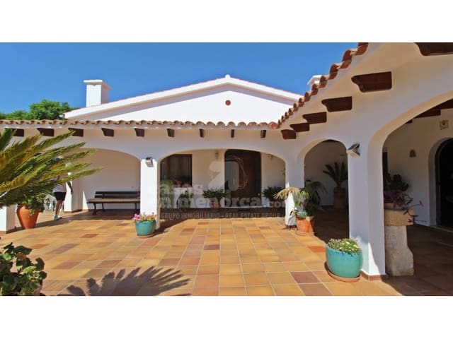 3 makuuhuone Maalaistalo myytävänä paikassa La Argentina, Alayor / Alaior mukana uima-altaan 
autotalli - 990 000 € (Ref: 7962409)