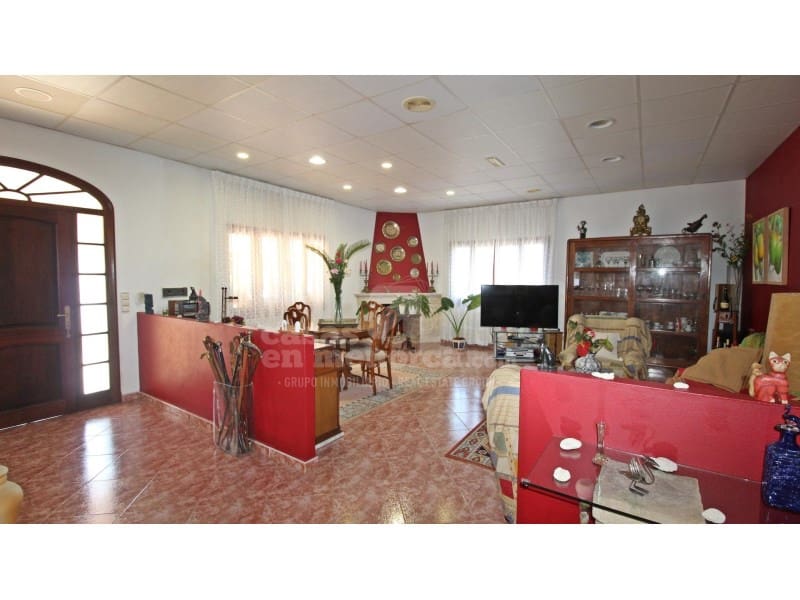 3 soveværelse Finca/Landehus til salg i La Argentina med swimmingpool garage - € 990.000 (Ref: 7962409)