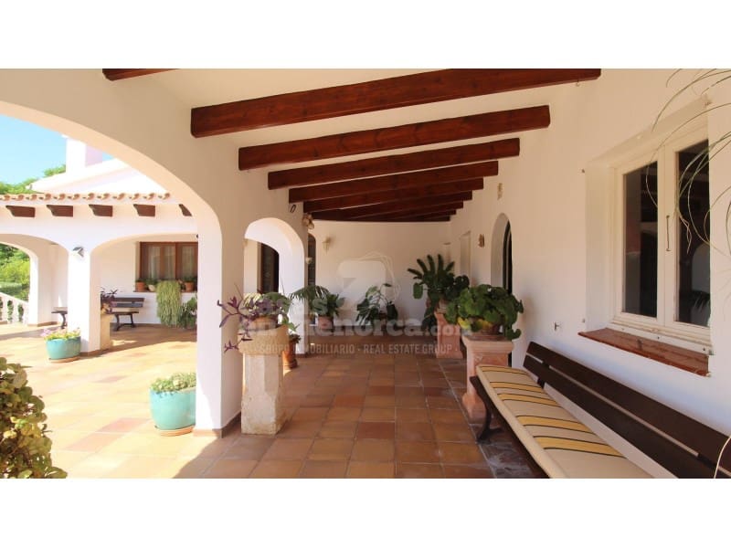 3 soveværelse Finca/Landehus til salg i La Argentina med swimmingpool garage - € 990.000 (Ref: 7962409)