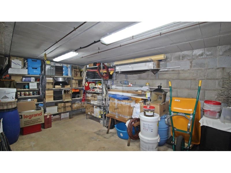 3 soveværelse Finca/Landehus til salg i La Argentina med swimmingpool garage - € 990.000 (Ref: 7962409)