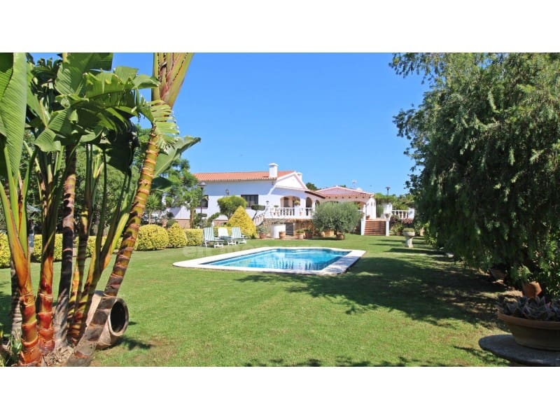 3 soveværelse Finca/Landehus til salg i La Argentina med swimmingpool garage - € 990.000 (Ref: 7962409)