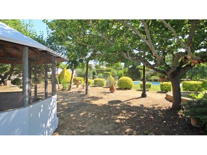 3 soveværelse Finca/Landehus til salg i La Argentina med swimmingpool garage - € 990.000 (Ref: 7962409)