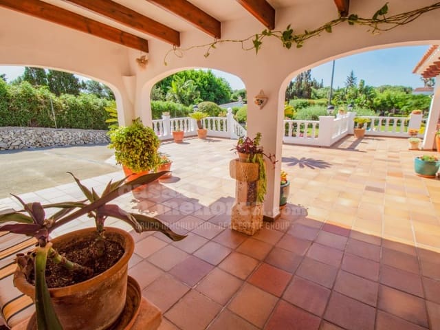 3 sypialnia Finka/Dom wiejski na sprzedaż w La Argentina, Alayor / Alaior z basenem garażem - 940 000 € (Ref: 7962409)
