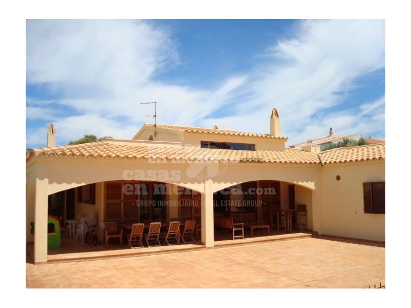 4 chambre Villa/Maison à vendre à San Luis / Sant Lluis avec piscine garage - 1 200 000 € (Ref: 7962438)