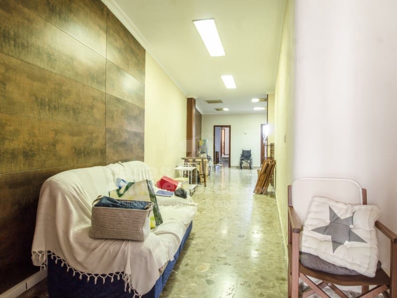 5 soveværelse Byhus til salg i Mahon / Mao - € 650.000 (Ref: 7979821)