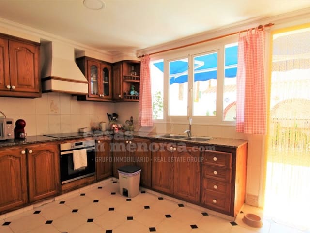 Casa de 3 habitaciones en Mahón / Maó en venta con garaje - 475.000 € (Ref: 7979834)