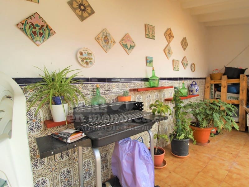 3 bedroom Townhouse for sale in Mahon / Mao with garage - € 475,000 (Ref: 7979834)