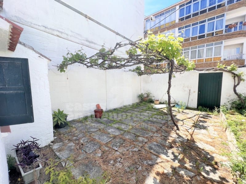 1 soveværelse Byhus til salg i Es Castell - € 380.000 (Ref: 7979837)