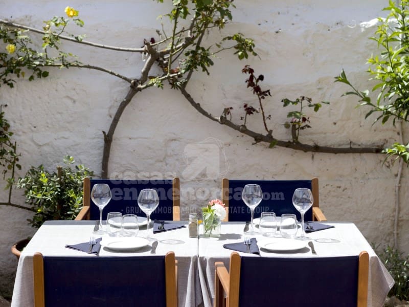 1 soveværelse Byhus til salg i Es Castell - € 380.000 (Ref: 7979837)