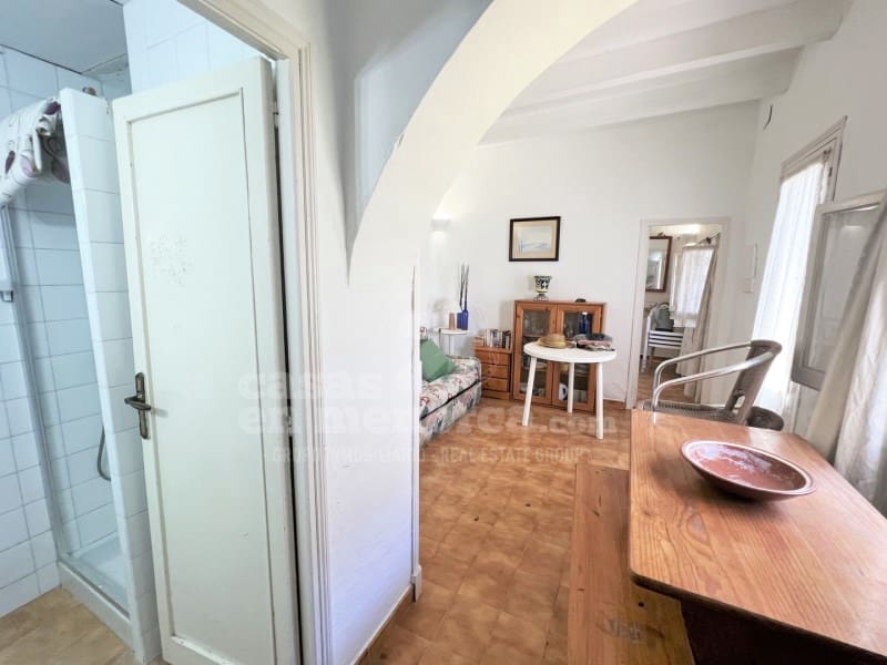 1 soveværelse Byhus til salg i Es Castell - € 380.000 (Ref: 7979837)