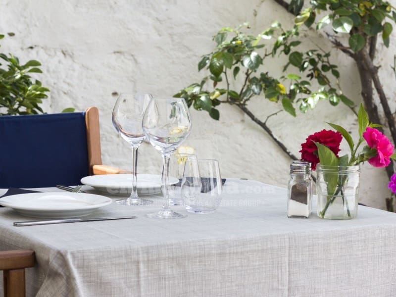 1 soveværelse Byhus til salg i Es Castell - € 380.000 (Ref: 7979837)