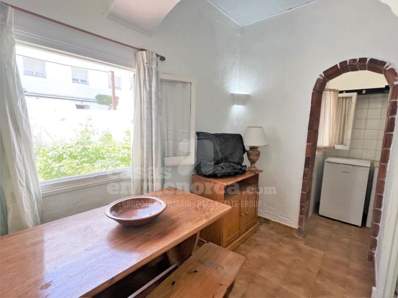 1 soveværelse Byhus til salg i Es Castell - € 380.000 (Ref: 7979837)