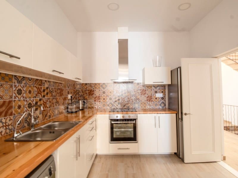 3 soveværelse Byhus til salg i Mahon / Mao med garage - € 890.000 (Ref: 7979844)