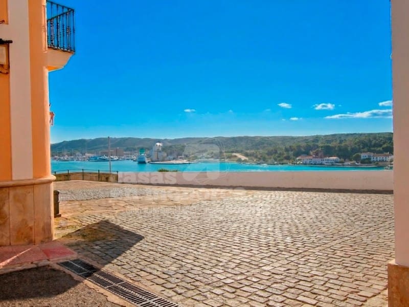 Casa de 3 habitaciones en Mahón / Maó en venta con garaje - 890.000 € (Ref: 7979844)